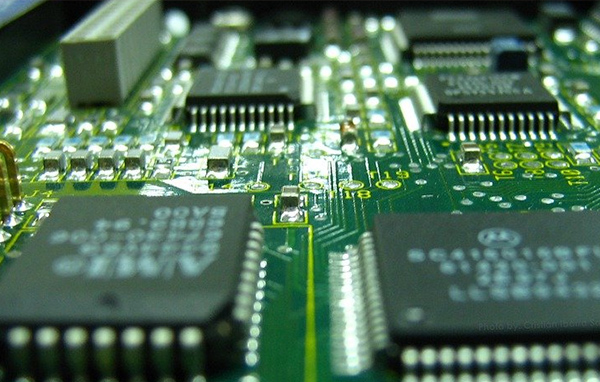 極簡操作，自由暢聽：串口語音芯片帶來的革命性藍牙音頻體驗